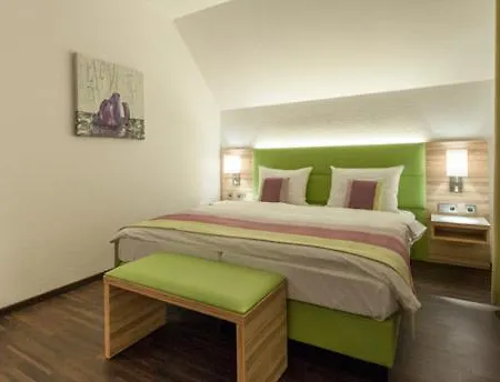 Schlosshotel 3* Ingelfingen