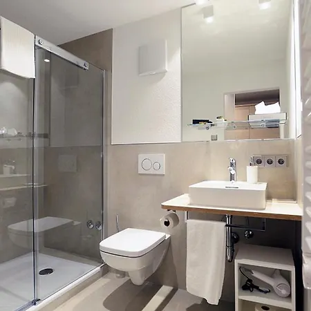 Hotel Schlosshotel 3*